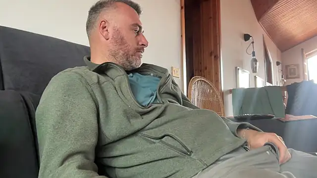 marcovik1 online show from March 13, 11:39 am