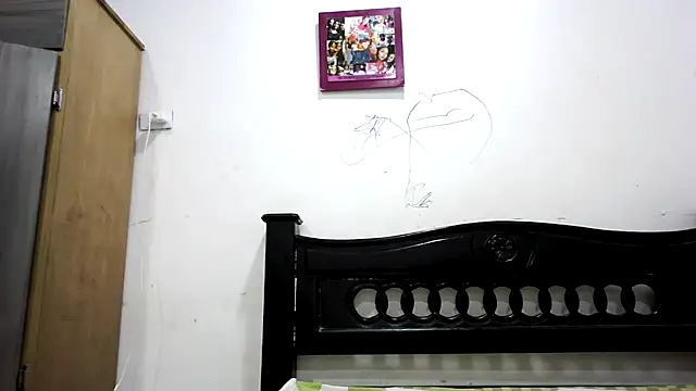 PerlaCurvasgrandes online show from February 26, 7:46 pm