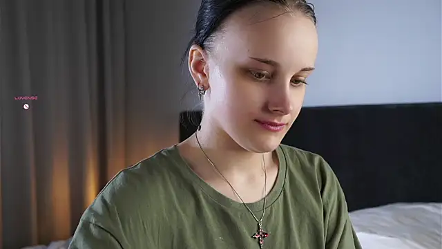 KirstinMcgeady online show from June 12, 12:37 pm