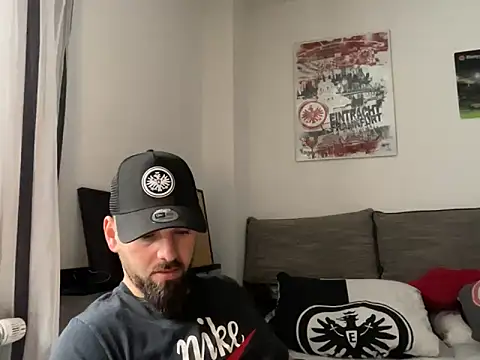 xxxsharkexxx online show from February 18, 8:32 am