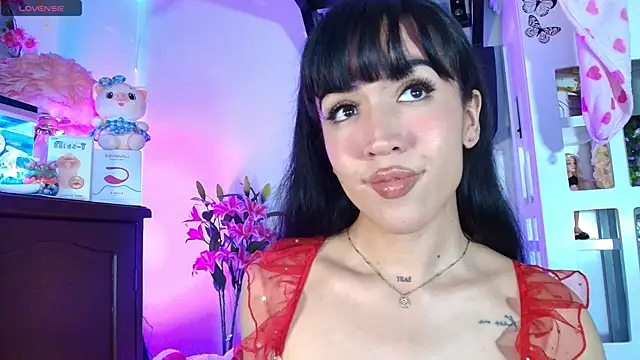 Snapshot of Yiyii chatting on May 13, 9:00 pm Yiyii online show from May 13, 9:00 pm