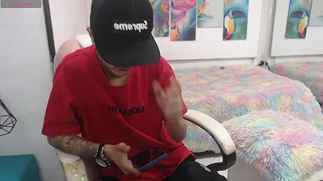 benjamin anthony online show from April 29, 3:21 am