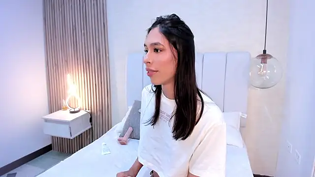 VictoriaCeleste online show from March 17, 7:50 pm