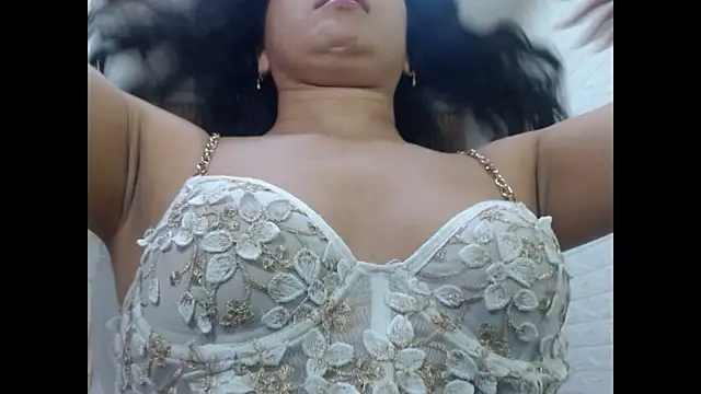 Snapshot of vanessa_f chatting on June 13, 7:01 pm vanessa f online show from June 13, 7:01 pm