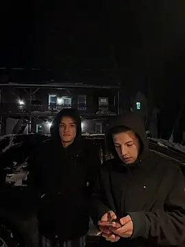 Snapshot of dafe_younguys chatting on February 24, 4:10 am dafe younguys online show from February 24, 4:10 am