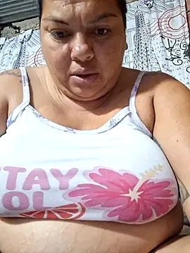 Juli Powl online show from June 10, 11:24 pm