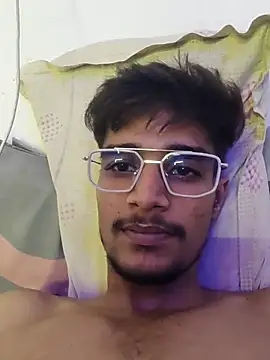 Snapshot of kaushikhotty chatting on June 2, 7:49 pm kaushikhotty online show from June 2, 7:49 pm