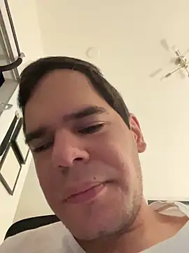 awesomemilkss online show from March 17, 2:16 am