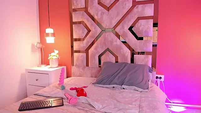 Justmia69 online show from February 14, 4:42 am