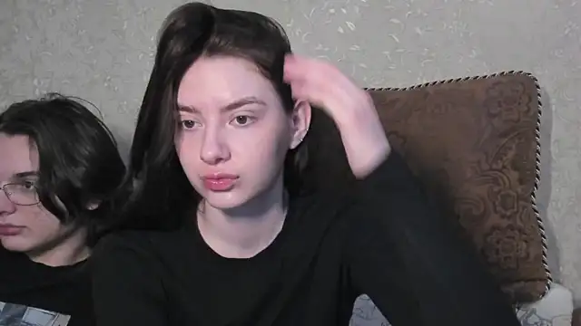 love lina muuur online show from March 18, 1:53 am