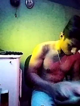 Snapshot of URALZERO420CLOUDS chatting on February 19, 3:02 am URALZERO420CLOUDS online show from February 19, 3:02 am