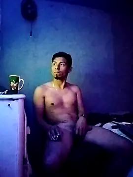 Snapshot of URALZERO420CLOUDS chatting on February 24, 9:07 am URALZERO420CLOUDS online show from February 24, 9:07 am