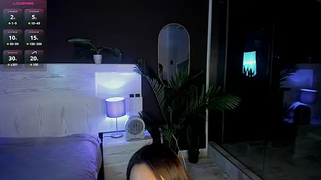 Mia noiir online show from June 19, 4:06 am