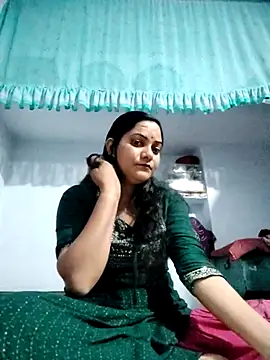 Anushka Singh0 online show from April 3, 4:16 pm
