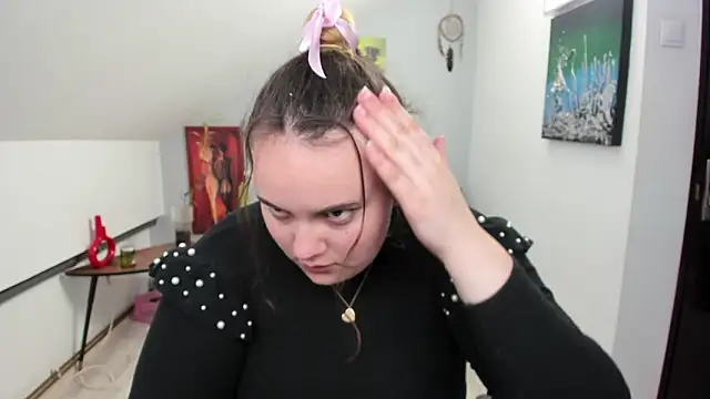 ElviraJoness online show from March 17, 8:12 pm