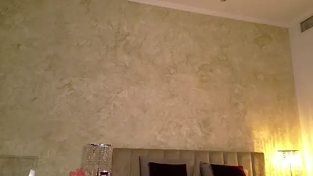 Snapshot of Alessia-Bloom chatting on July 21, 8:33 pm Alessia-Bloom online show from July 21, 8:33 pm