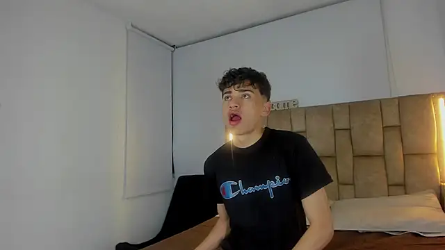 Noir Sebas online show from March 11, 3:45 am