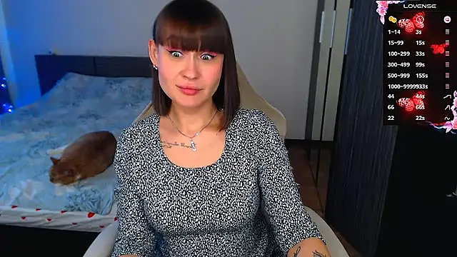 Snapshot of Mel_Lovell_ chatting on February 17, 11:29 am Mel Lovell online show from February 17, 11:29 am