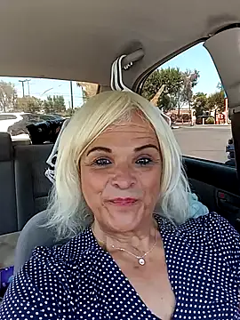 dustbunny64 online show from June 22, 10:07 pm
