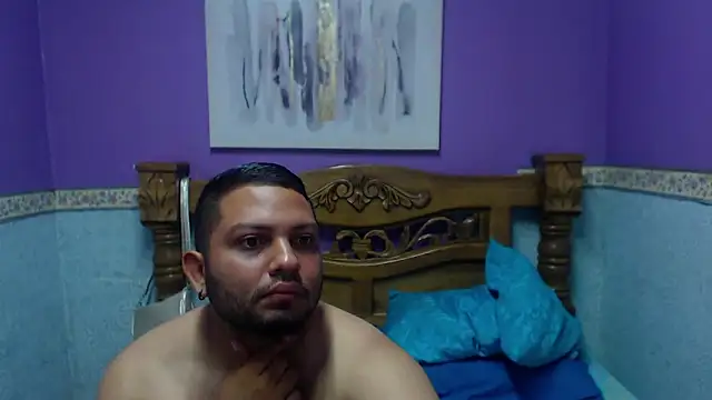 Snapshot of Eddie_And_Lana chatting on February 28, 2:51 pm Eddie And Lana online show from February 28, 2:51 pm