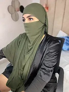 rashaaa  online show from February 13, 7:10 pm