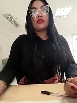 ValeriaVilla2 online show from February 18, 9:33 pm