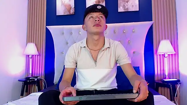 Dark Nico online show from February 16, 3:57 am