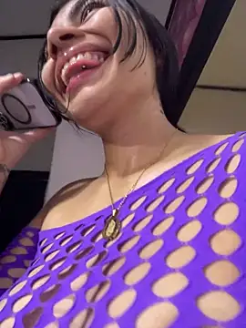 eimmy  skinny online show from April 30, 7:42 pm