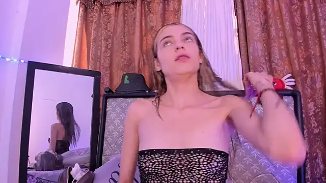 Sophie vega1 online show from June 1, 6:53 pm