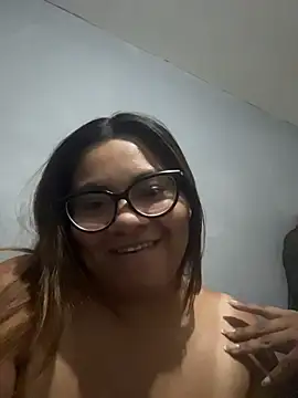 Snapshot of ludmila_x chatting on June 5, 2:18 am ludmila x online show from June 5, 2:18 am