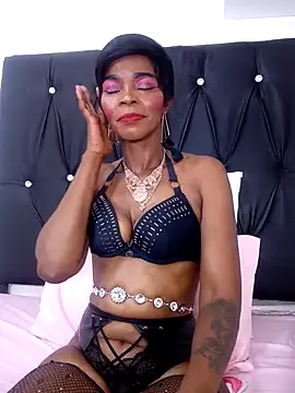 MaturePrettyLady01 online show from March 17, 10:40 am