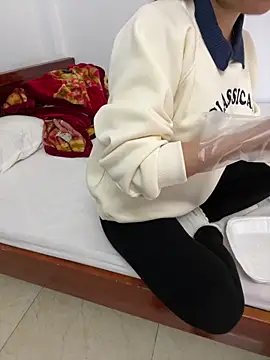 lau-11 online show from March 14, 3:45 am