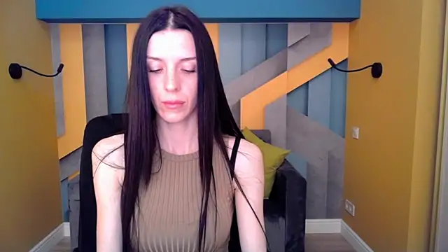 NoirDiva online show from April 23, 12:29 pm