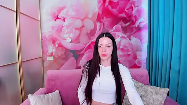 NoirDiva online show from June 5, 5:36 am