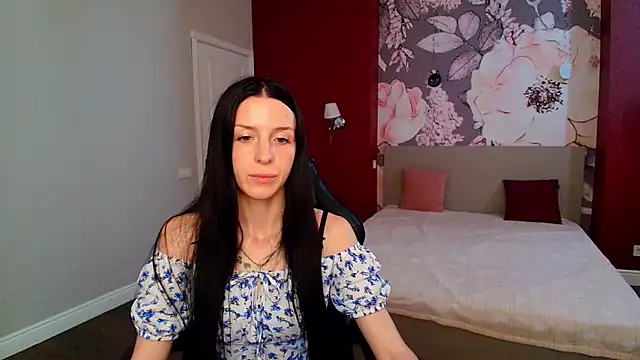 NoirDiva online show from June 10, 11:53 am