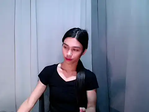 Snapshot of katrina_bigcock69 chatting on April 24, 1:02 pm katrina bigcock69 online show from April 24, 1:02 pm