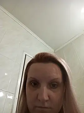 SusanGold9211 online show from March 17, 9:12 am