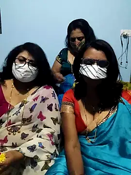 Snapshot of Kannadasexywifes chatting on April 30, 1:39 pm Kannadasexywifes online show from April 30, 1:39 pm
