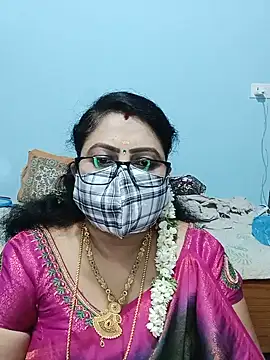Snapshot of Kannadasexywifes chatting on May 16, 11:36 pm Kannadasexywifes online show from May 16, 11:36 pm