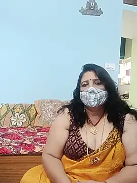 Snapshot of Kannadasexywifes chatting on June 1, 6:04 am Kannadasexywifes online show from June 1, 6:04 am