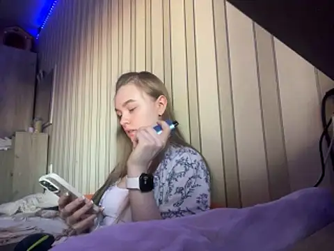 melissashineee online show from March 17, 11:24 am