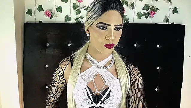 Kristal Queen01 online show from April 25, 1:41 pm
