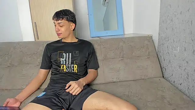 malakay sexxx18 online show from March 10, 7:19 pm