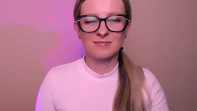 AnnePeach online show from March 12, 6:03 pm