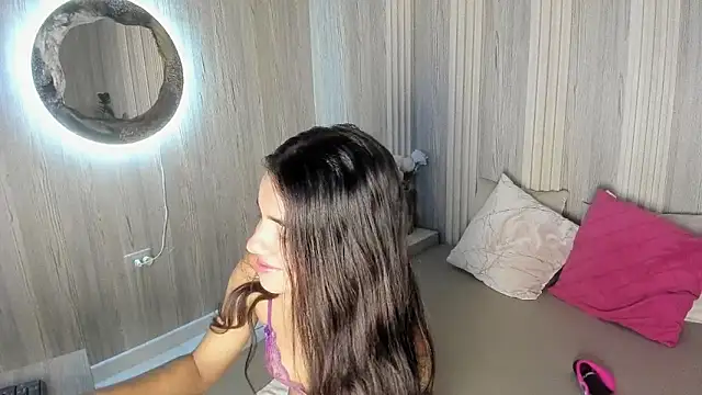 Isabellaa Rosee online show from June 12, 7:57 pm