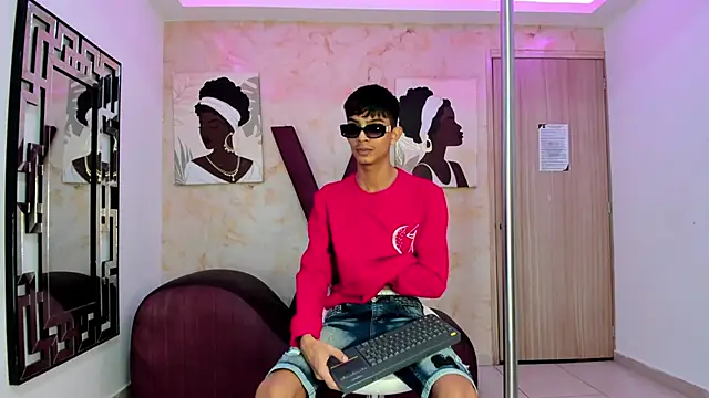 KITTY BOSH online show from February 25, 1:21 pm