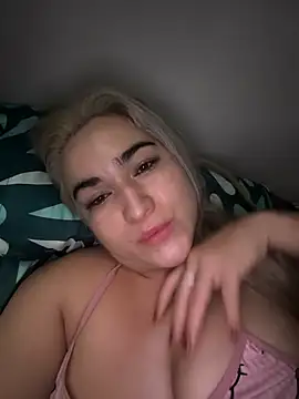 violet-grey online show from February 14, 1:19 pm