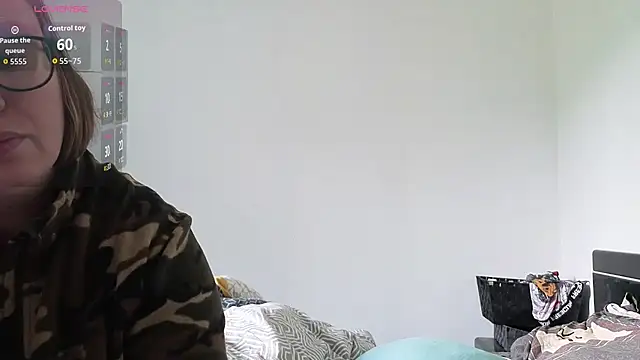 LittleMistys online show from March 7, 3:53 pm