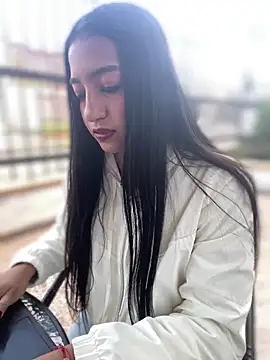 Daniela Pink online show from April 30, 11:27 am