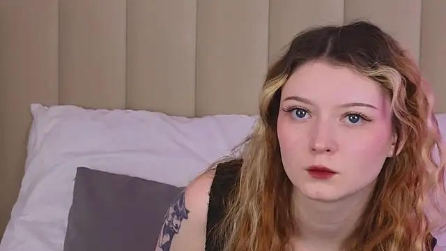 AlyssFrost online show from June 16, 3:31 am